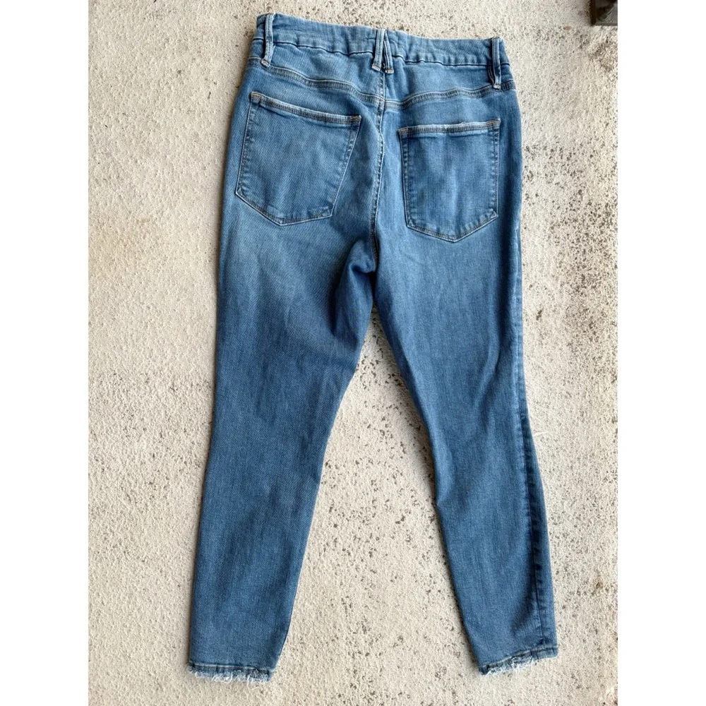 Good American High Rise Distressed Jeans - Picture 3 of 3